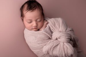 Newborn Photographer Hoppers Crossing